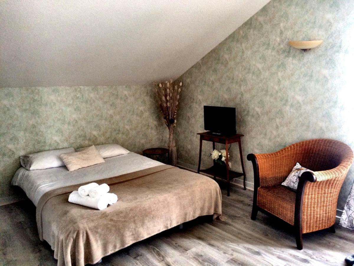 Domaine De Lascaux Bed & Breakfast Montignac-Lascaux Eksteriør bilde
