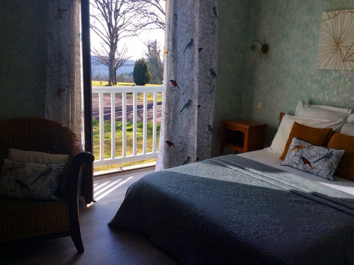 Domaine De Lascaux Bed & Breakfast Montignac-Lascaux Eksteriør bilde